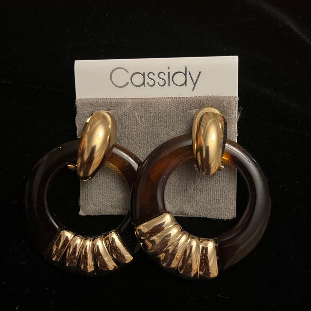 Cassidy Pierced Hoop Drop Earrings Lightweight Gold and Brown NWT